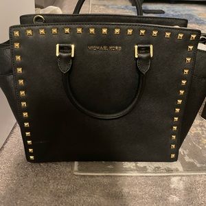 Leather Michael Kors bag